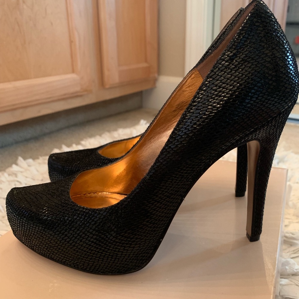 BCBG Generation Parade Model / Black Stilettos